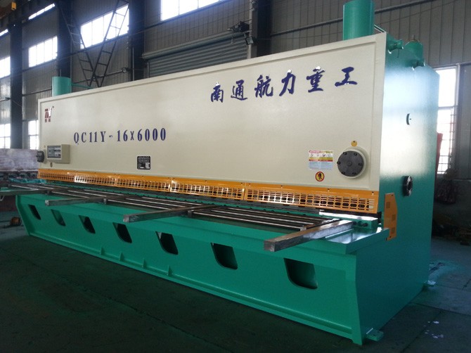 QC11Y-16X6000 hydraulic guillotine shears
